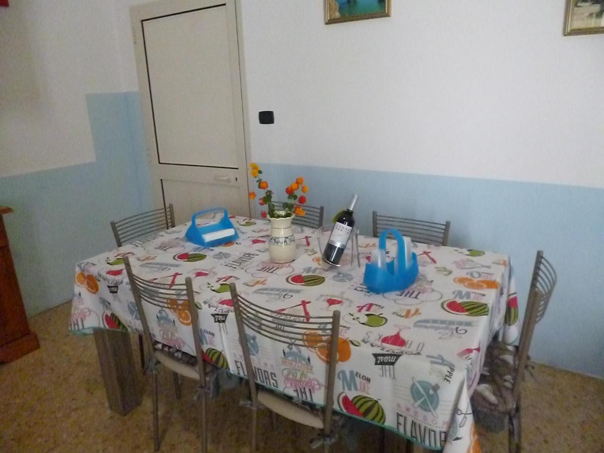 Casa A 30 M Dal Mare Villa Sant Isidoro  Buitenkant foto