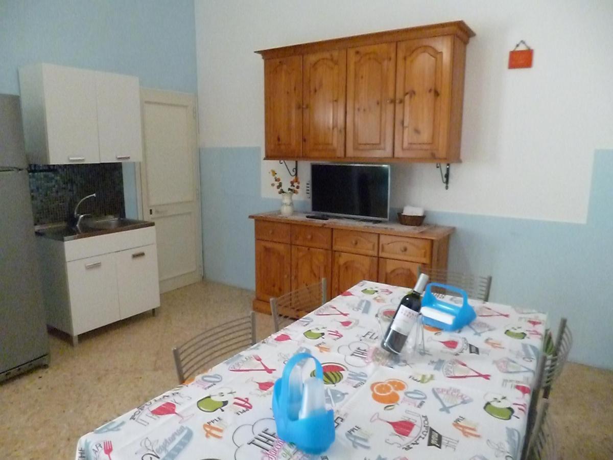 Casa A 30 M Dal Mare Villa Sant Isidoro  Buitenkant foto