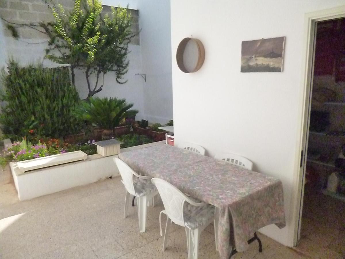 Casa A 30 M Dal Mare Villa Sant Isidoro  Buitenkant foto